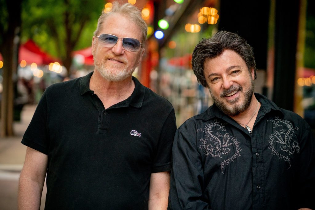 Cracker regresa a España